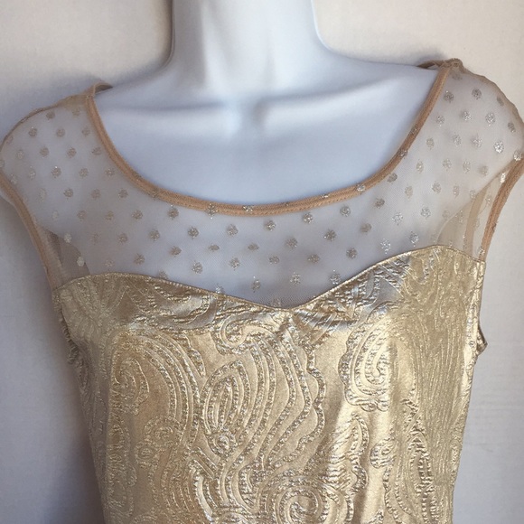 One Clothing gold metallic medium dress sparkle - Picture 2 of 7